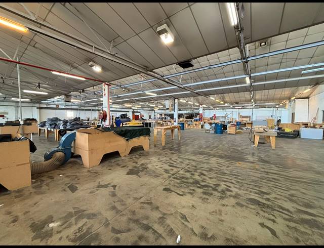 2,875M² WAREHOUSE TO LET IN PAROW INDUSTRIAL